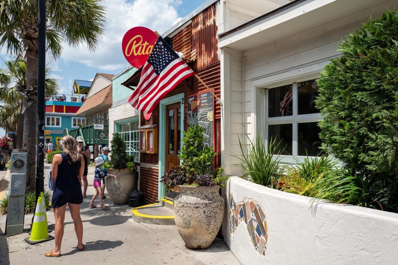 The Folly Feeling 1 Block To Beach Folly Beach Buitenkant foto